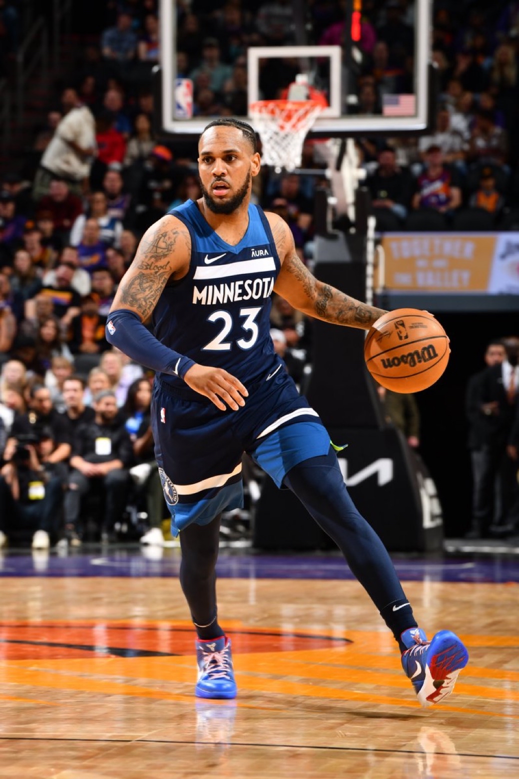 乐竞体育平台里程碑夜菲尼克斯太阳内部沟通，NBA总决赛集结日刷纪录，引发热议，年轻球员得到机会的简单介绍