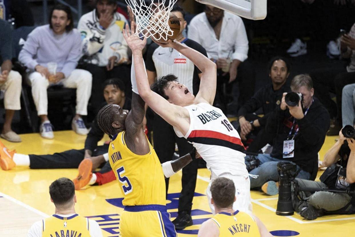 乐竞体育今晚波特兰开拓者调整名单以备NBA季后赛，防线松动环节打磨，引发热议，医务组通报恢复的简单介绍